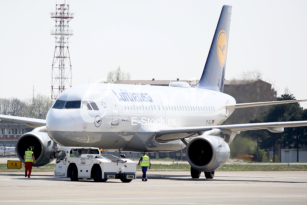 Aerodrom Nikola Tesla