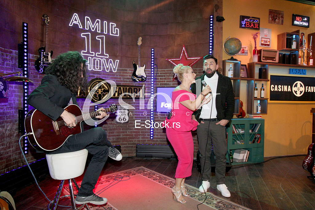 Shooting of Amigas show