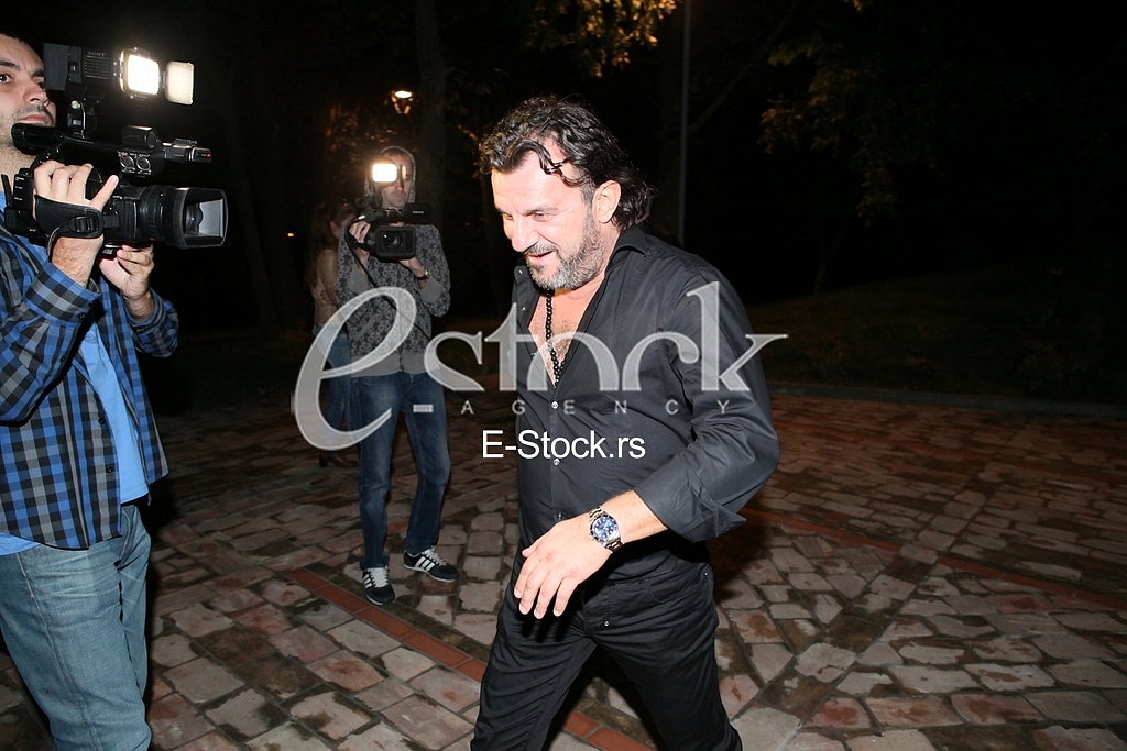 Saban Saulic: Celebrating the birth of grandchildren, celebrated footballer Bata Mirkovic and his wife, the daughter of the king of folk saban Sanela, received on Saturday for their first child together, daughter Una.