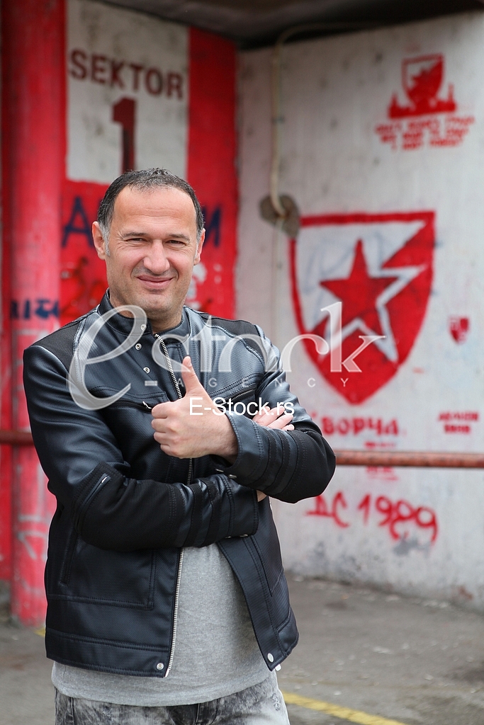 Goran Djorovic(born 11 November 1971 in Pristina) Serbian retired footballer. Mainly a central defender, he could also appear as a left back.