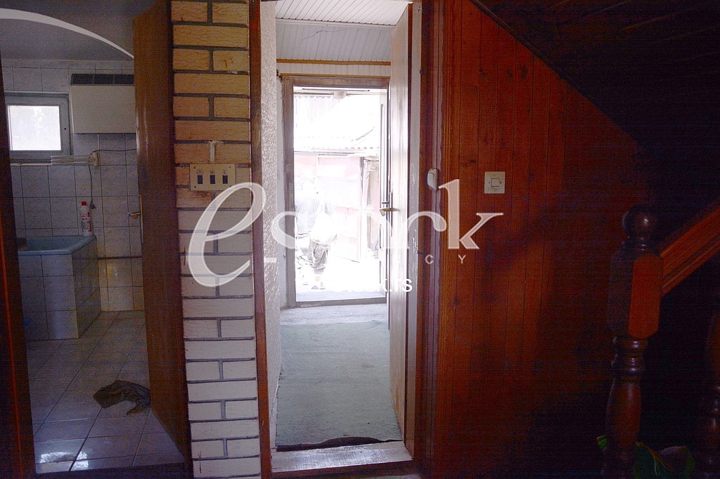Božidar Dacic killed three people and wounded one person and eventually killed himself.