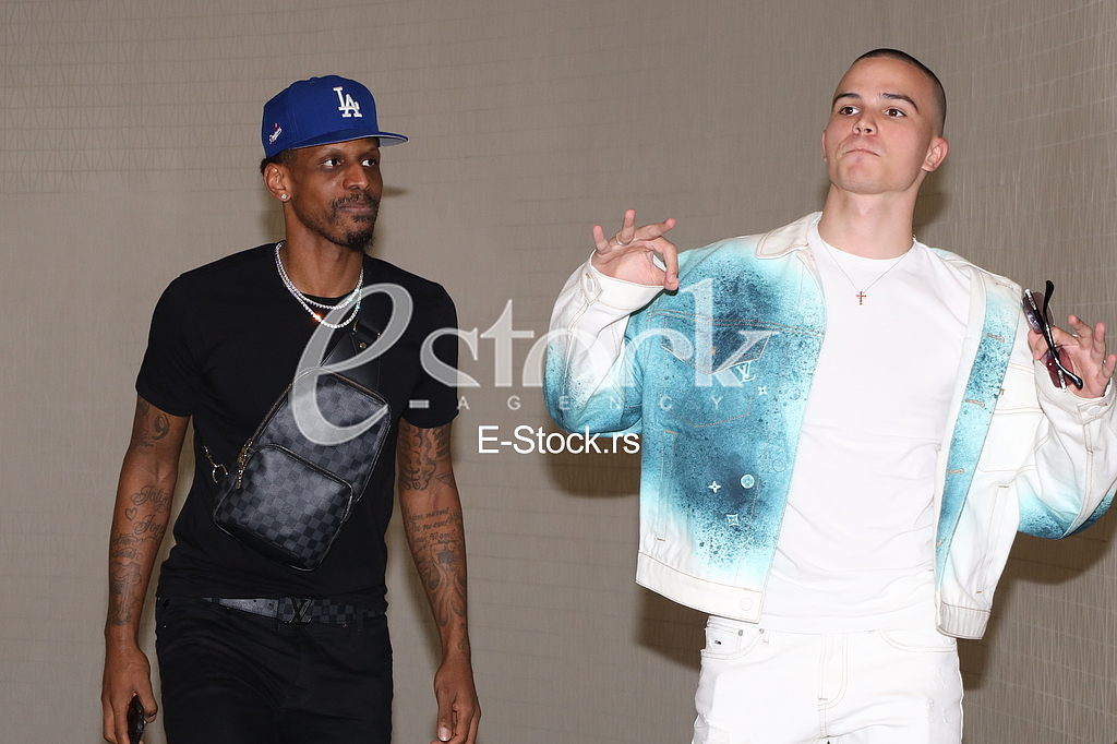 James Nunnally i Mihajlo Veruovic Voyage