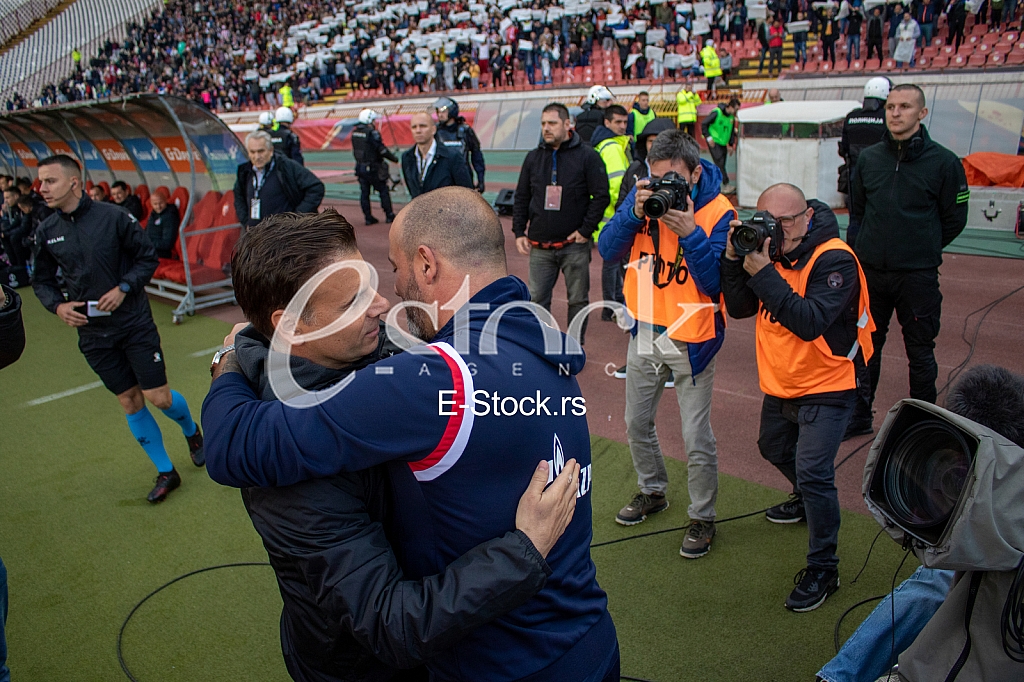 Fudbal: Večiti derbi FK Crvena zvezda - FK Partizan Fudbal: Večiti derbi FK Crvena zvezda - FK Partizan