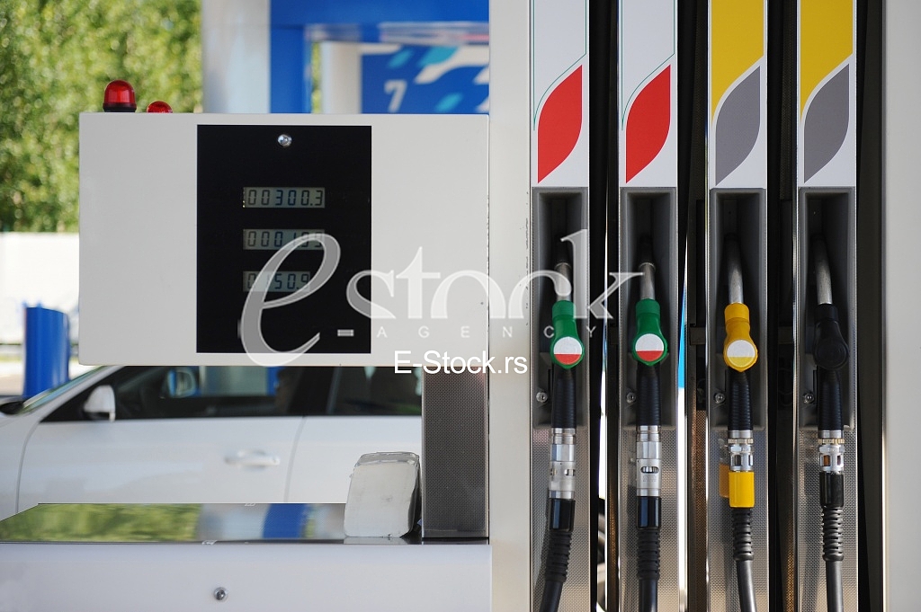 Petrol pump filling station