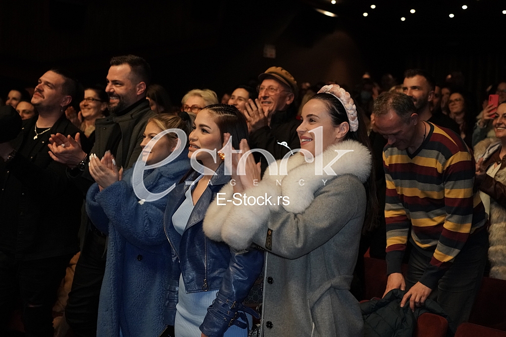 predstava Zaklina, zena iz naroda , Visnja Petrovic, Aleksandra Mladenovic, Vanja Mijatovic