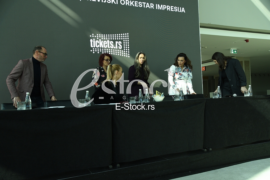 Konferencija za stampu povodom koncerta za nastradalu decu u Ribnikaru