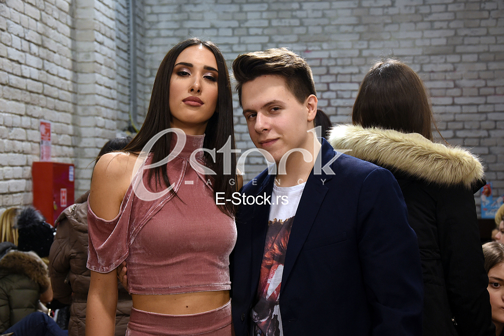 Pinkove zvezdice_photo_e_stock_Katarina Cvijovic