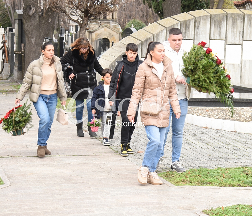 Marija Ramadanovski Ana Ramadanovski Stefan Davidovic