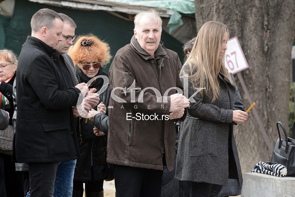 At the cemetery, giving importance to the  singer Miki Jevremovic.