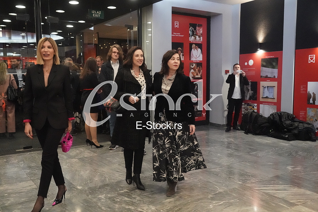 Paulina Manov i Dusanka Stojanovic Glid