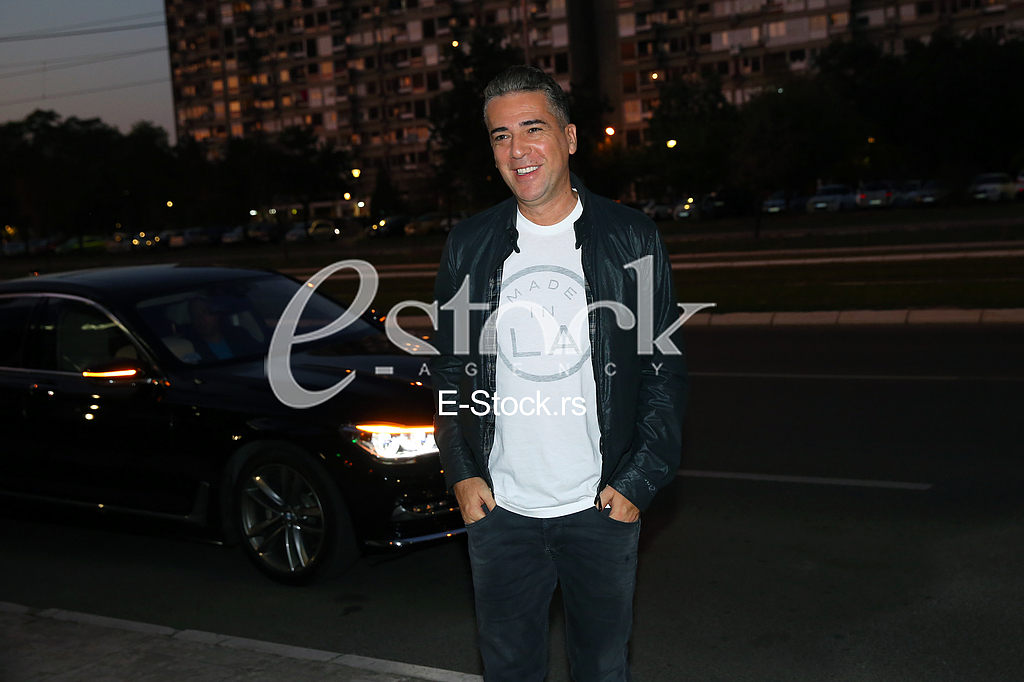 Zeljko Joksimovic obilazi zenu Jovanu