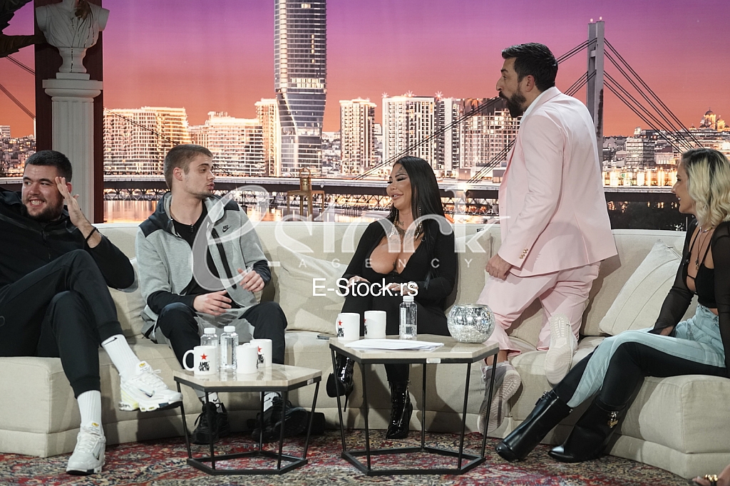 Andjela Vestica, Milica Dabovic, Seksi i Lacku Crni Cerak, Marina Viskovic