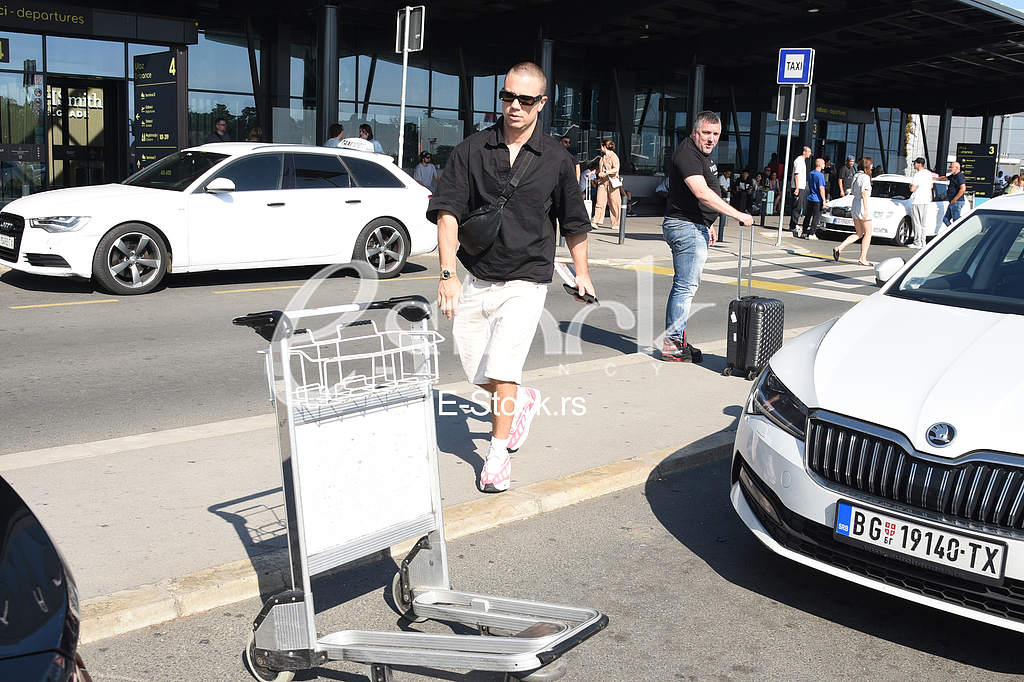 Relja Popovic_Aerodrom