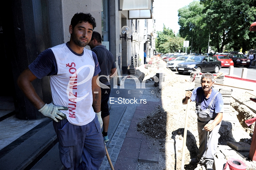 Summer heat on Belgrade streets