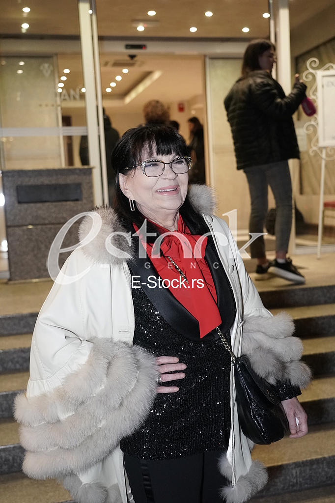 Milan Milosevic rodjendan Nada Obric,
