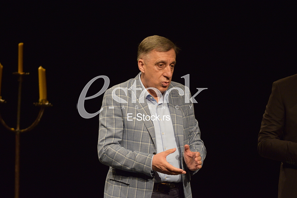 Mladjen Cicovic, Predstava Noc bogova