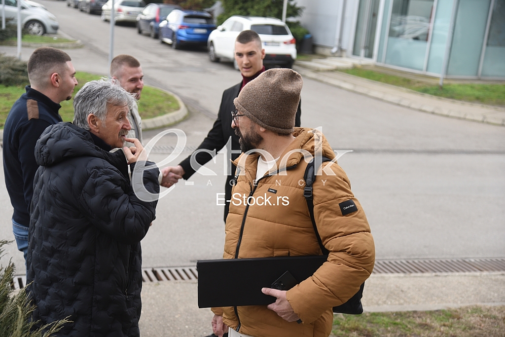 Ognjen Amidzic_Pinkove Zvezde
