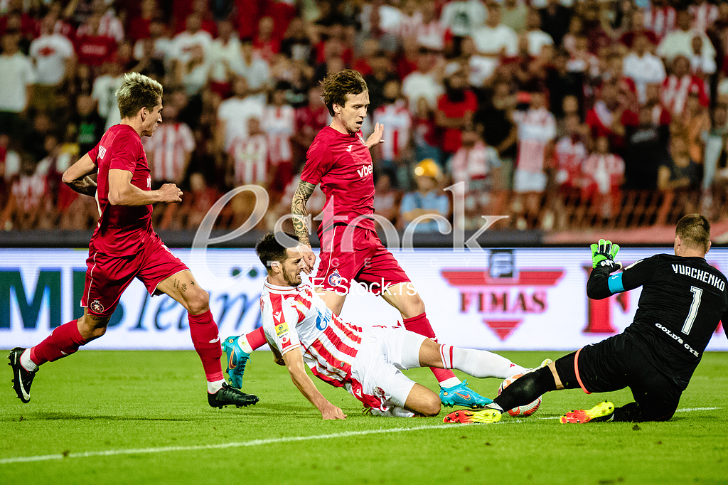 FUDBAL - 3. kolo kvalifikacija za Ligu sampiona: Crvena zvezda - Pjunik