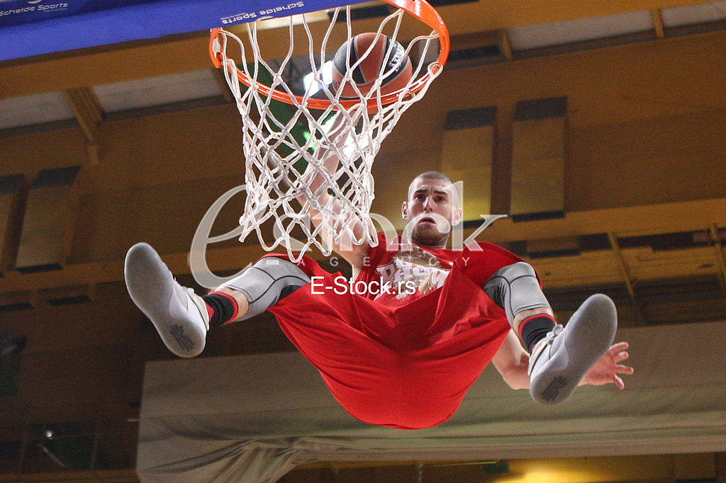 CRVENA ZVEZDA vs ZALGIRIS KAUNAS