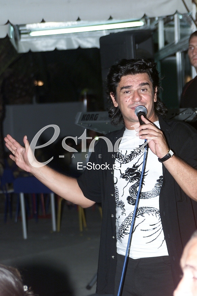Amir Resic Nino, pevac