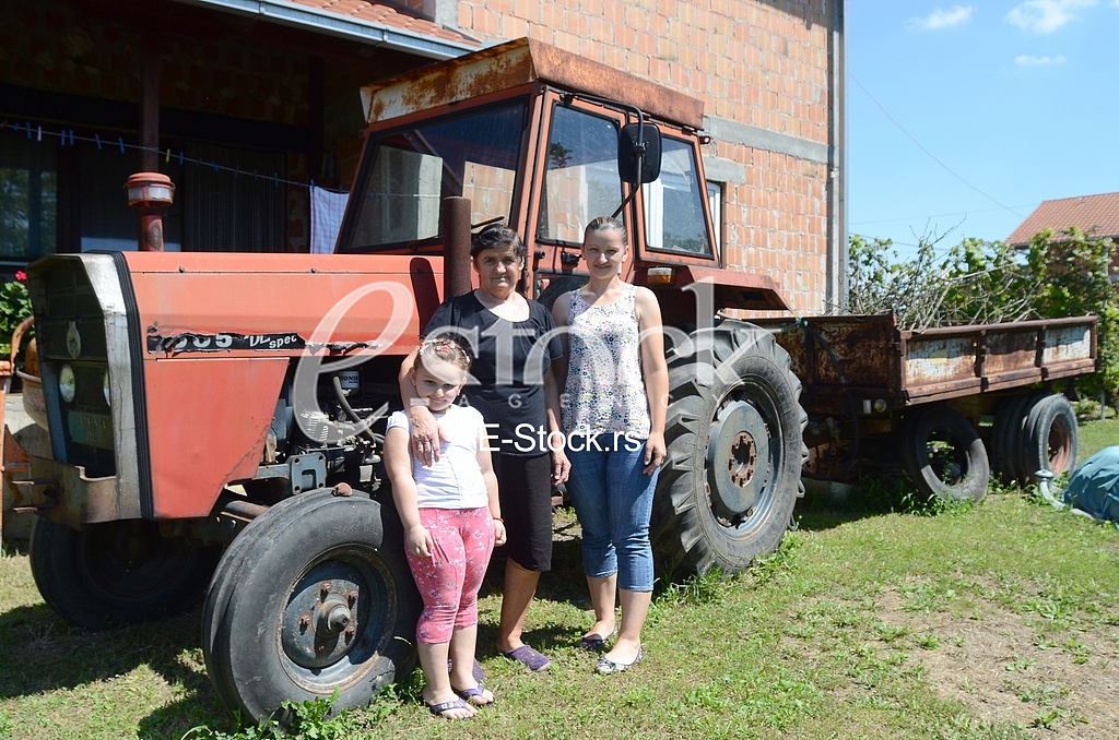 Busije village family Grubjesic