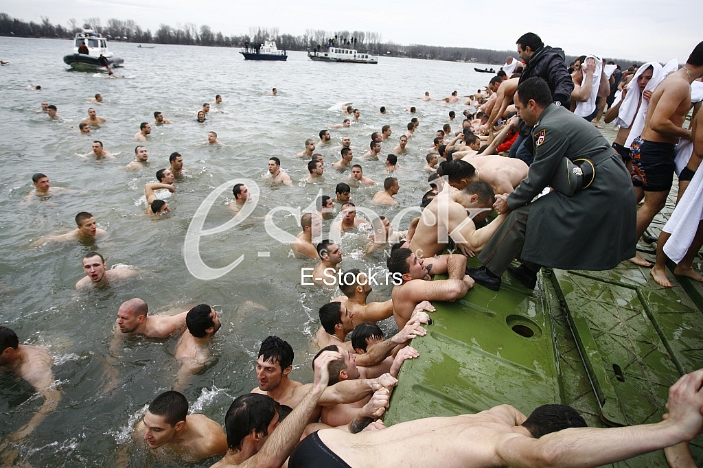 Race for the Holy Cross Race for the Holy Cross