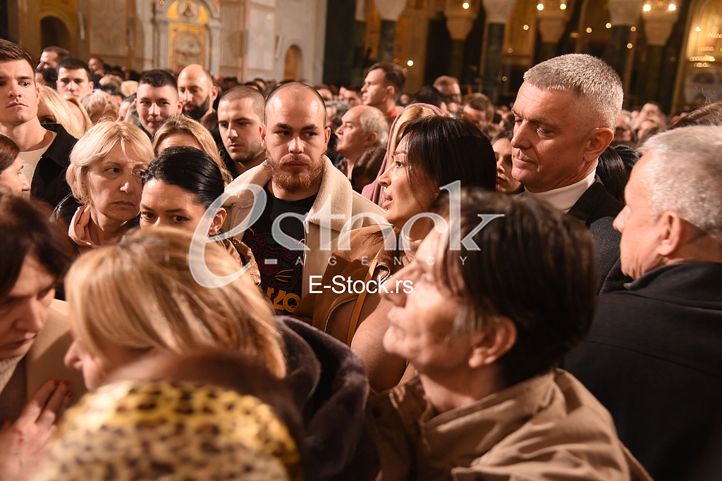 Svetlana Ceca Raznatovic bozicna liturgija