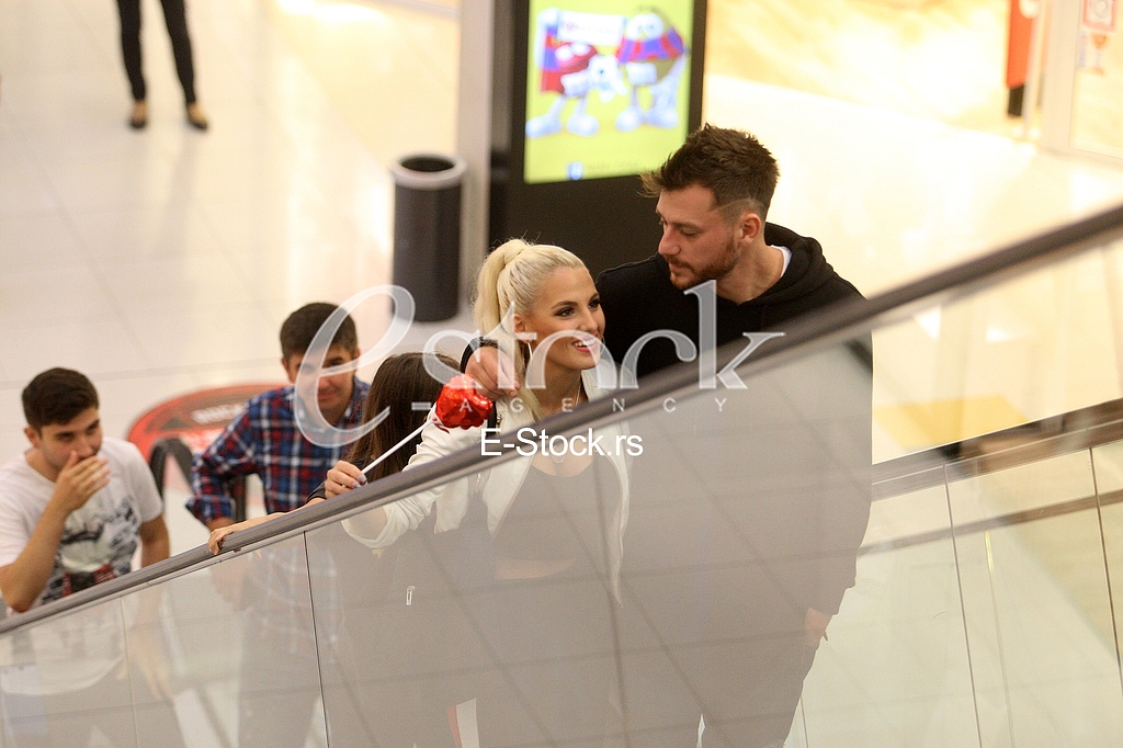 Sara Reljic i Vladan Vojnovic Vojke Djans
