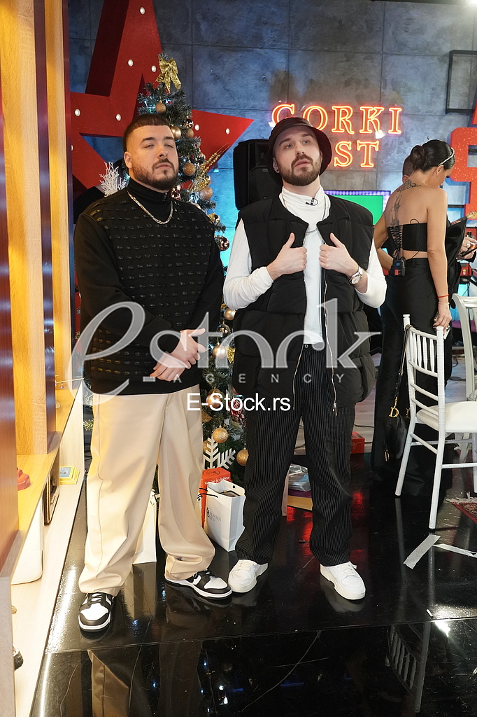 Relja Putnikovic - Relja Torinno, Milos Stojkovic - Henny