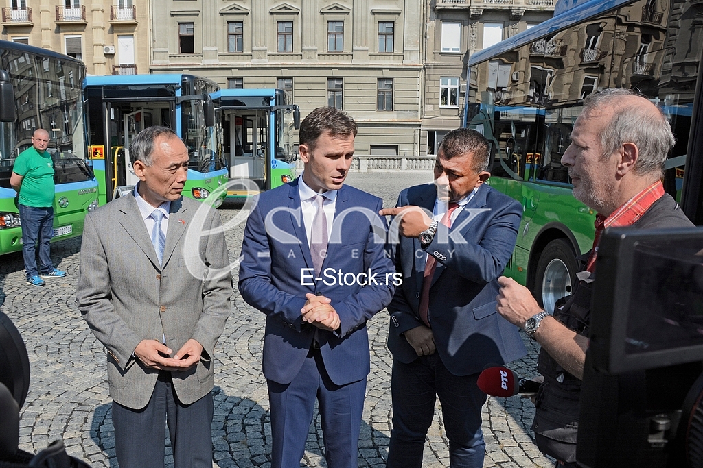 Presentation of city electro buses, major Sinisa Mali and Chinese Ambassador