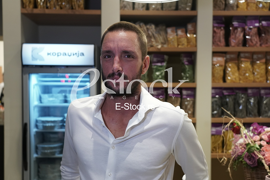 Otvaranje prodavnice kora