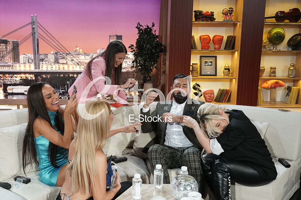 Ksenija Knezevic, Edita Aradinovic, Maya Berovici Ognjen Amidzic