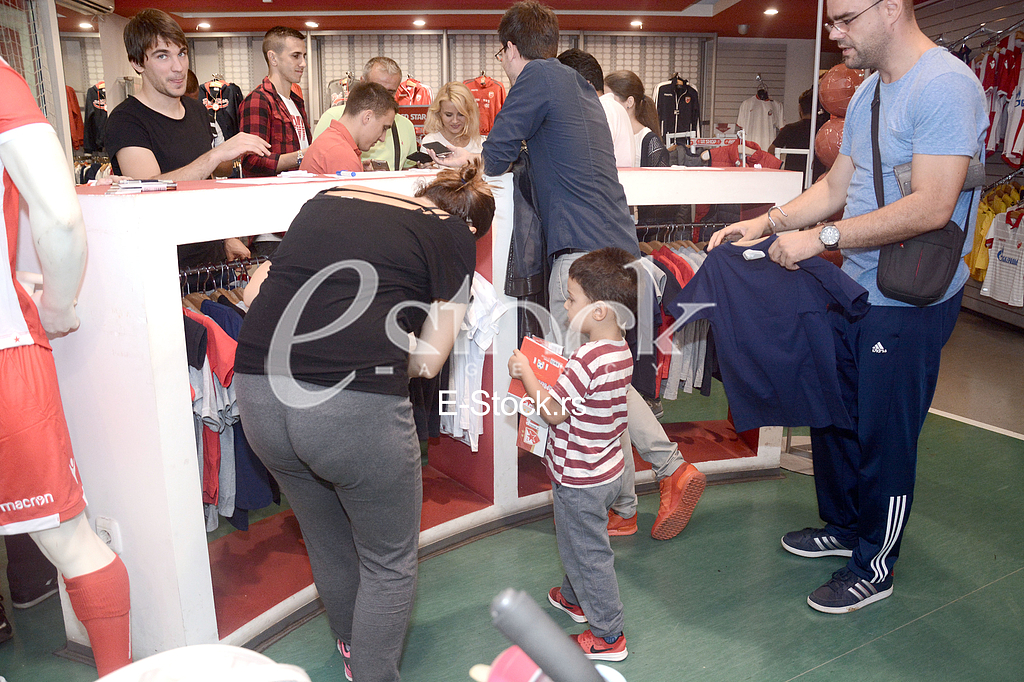 Sell tickets for the football match on Marakana