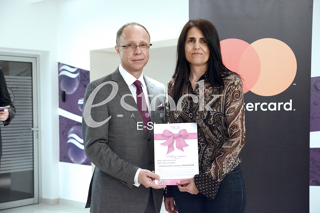  Commercial Bank, awards ceremony.