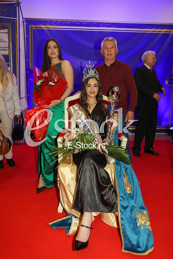 Iva Milutinovic i Ana Milojevic