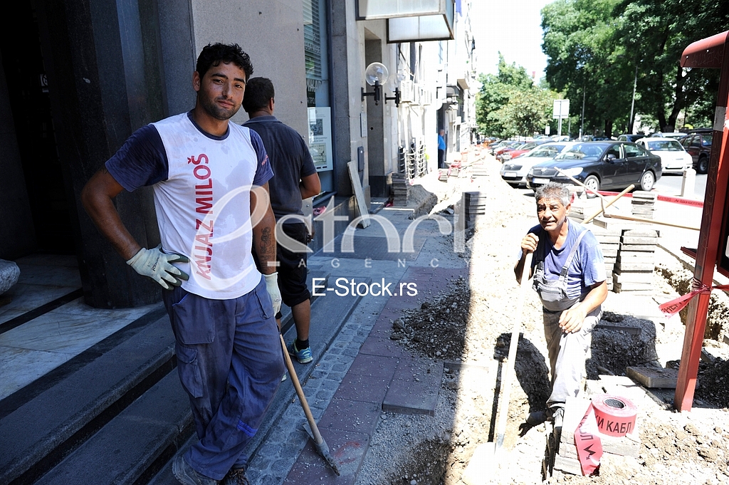 Summer heat on Belgrade streets