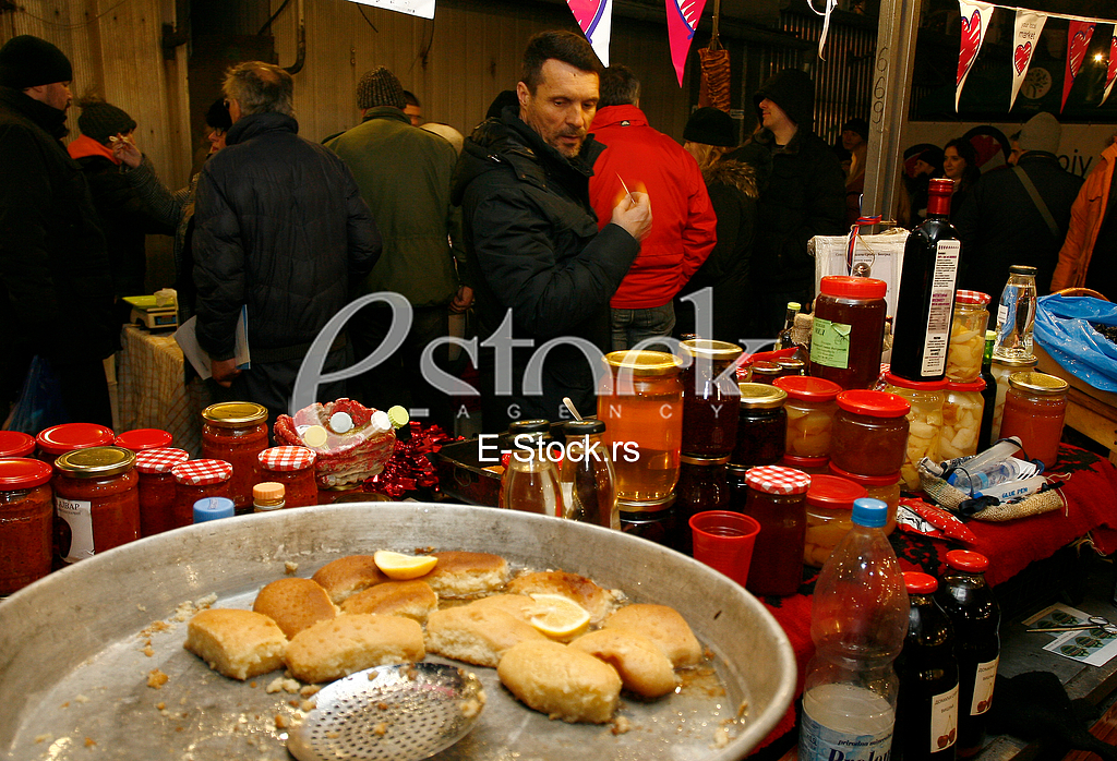 skadarlija bajloni pijaca , nocni market