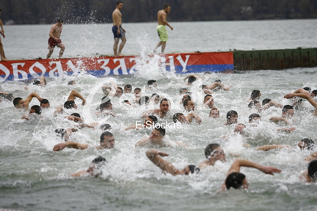 Race for the Holy Cross Race for the Holy Cross