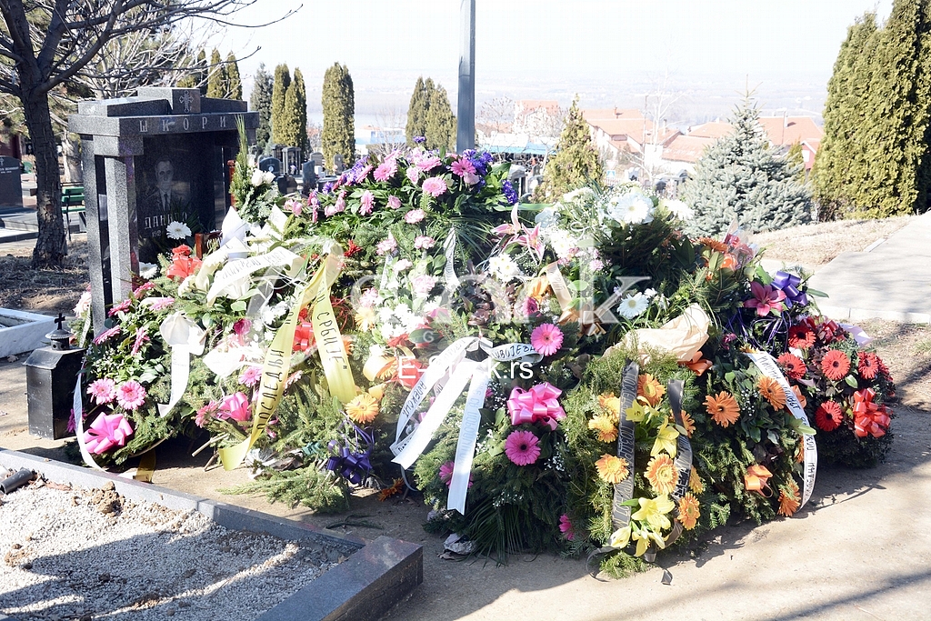 Funeral of Milka Skoric, mother of popular singer, Mira Skoric.
