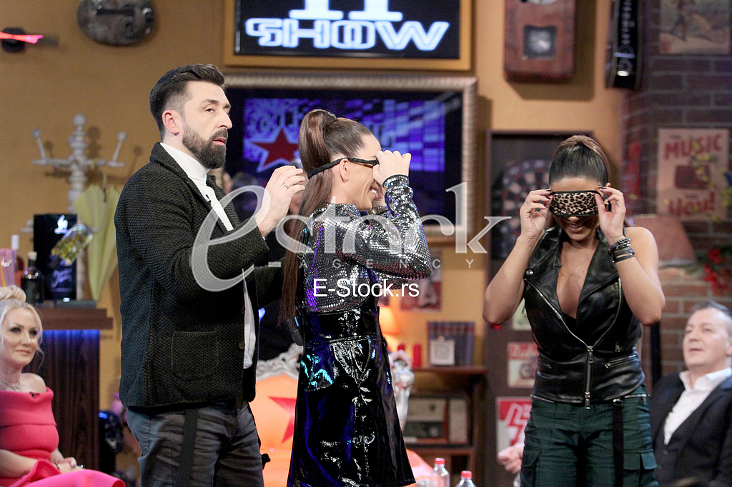 Shooting of Amigas show
