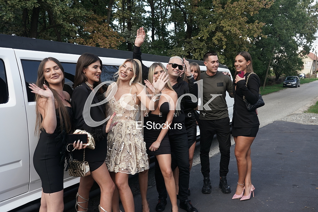 Dalila Dragojevic, Marijana Zonjic, Sasa Petkovic - Sale Luks, Nevena Savic, Mateja Matijevic