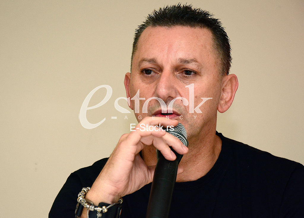 Press conference Sako Polumenta in restaurant 