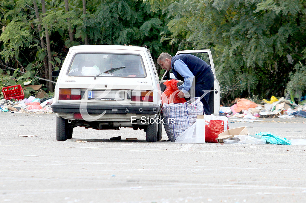 the flea market in New Belgrade