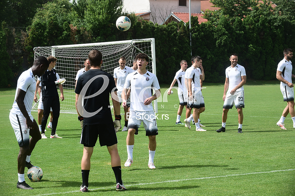 Okupljanje FK partizan
