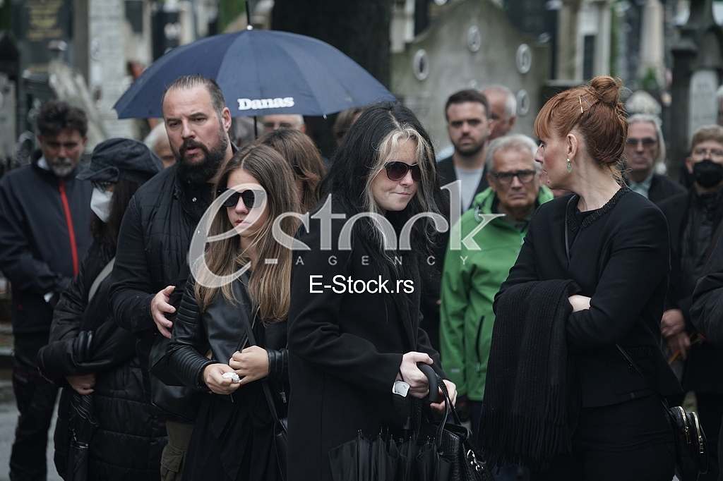 Tara Perovic, Krstina Kovac, Anja Kovac i Aleksandra Kovac