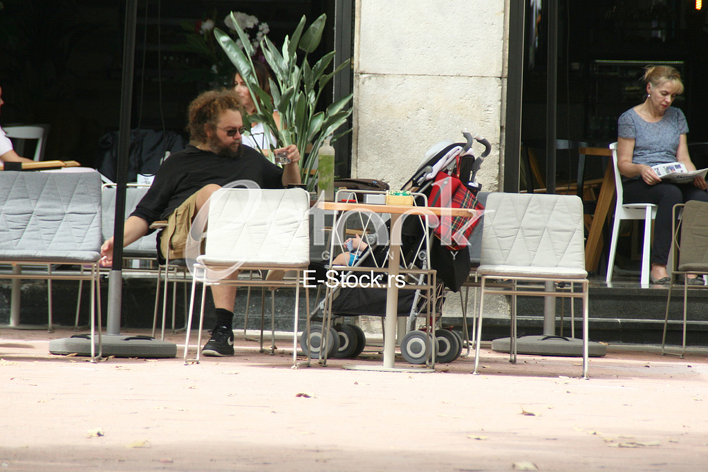 Marko Kon paparazo