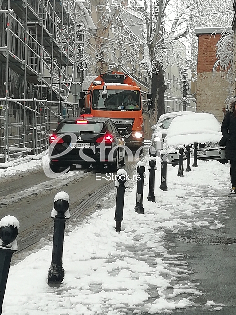 Nepropisno parkiranje