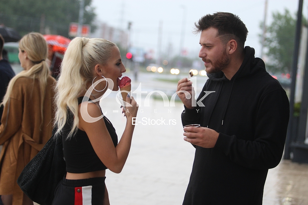 Sara Reljic i Vladan Vojnovic Vojke Djans