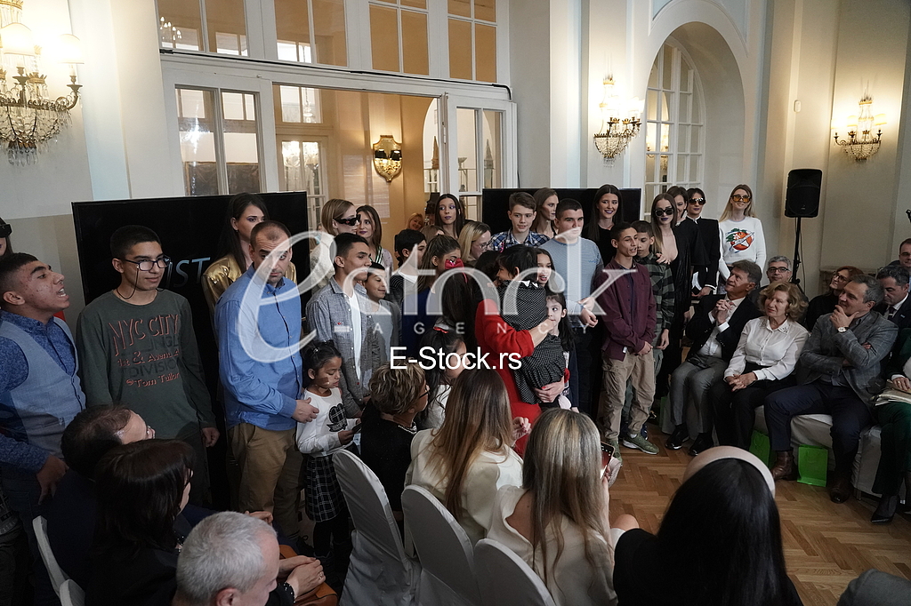 Paketici ìtalija ambasada