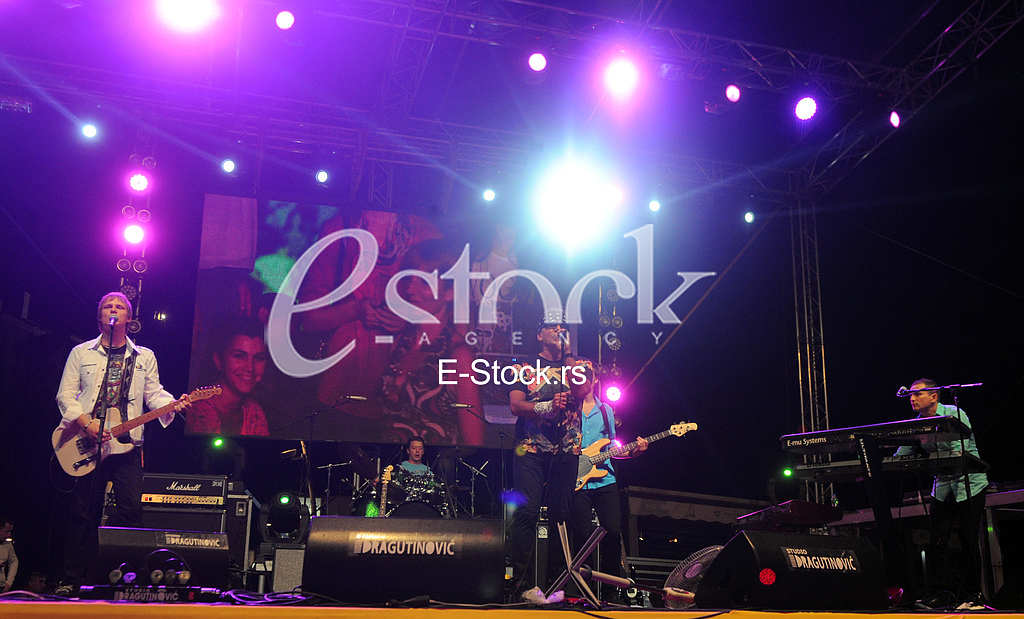 Petrovac night
